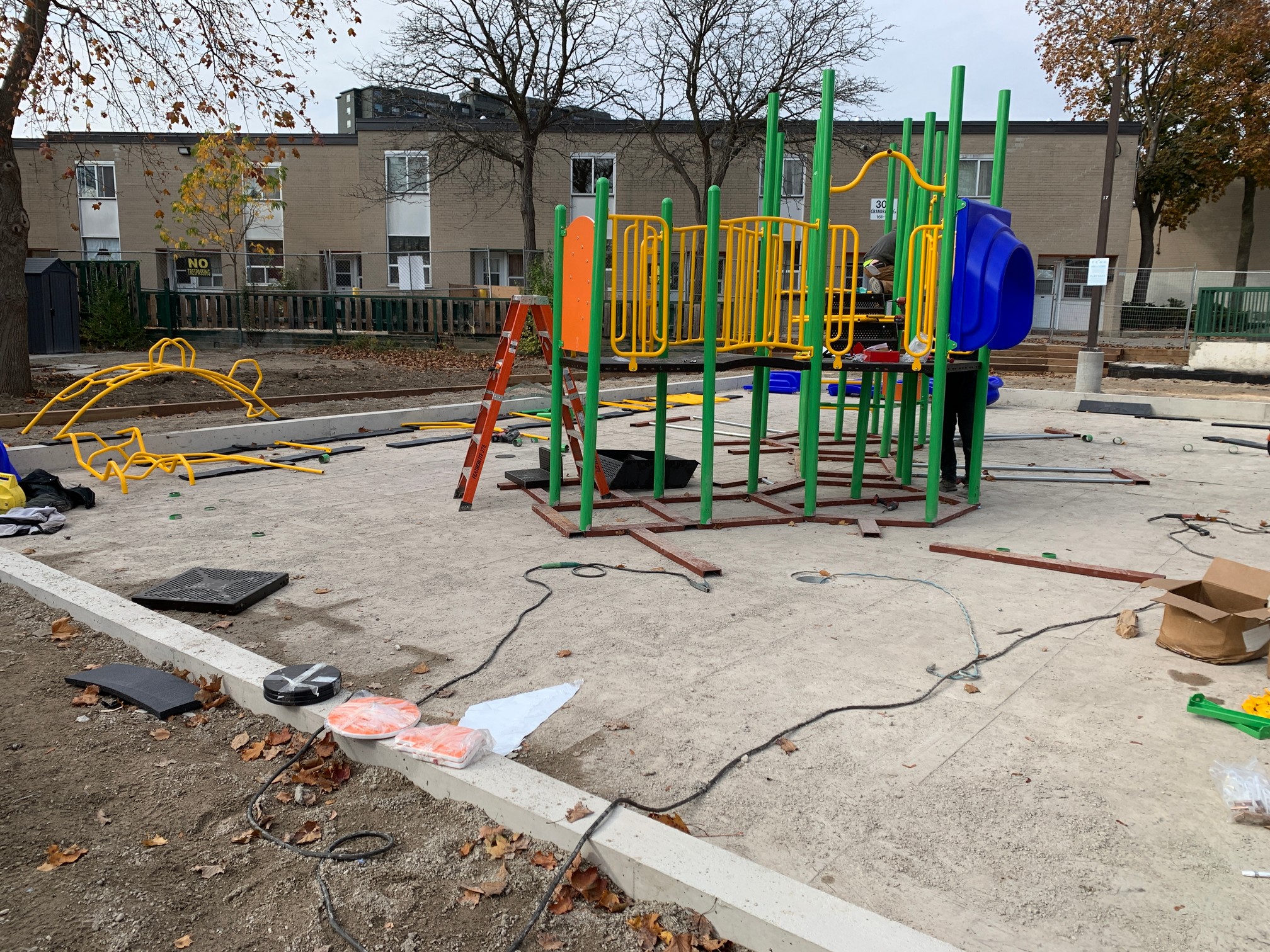 292,298 Grandravine